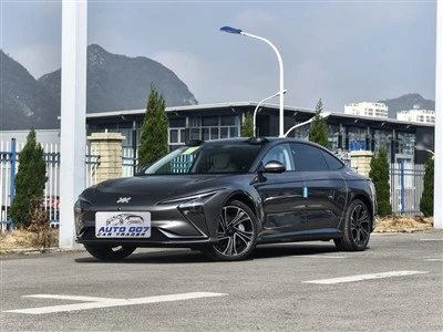IMモーターズL7電気自動車